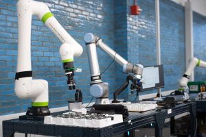 Làn sóng robot cộng tác tại GM: Khi tự động hóa châm ngòi xung đột lao động